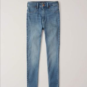 New Abercrombie mid rise jean leggings medium wash
